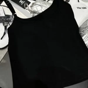 Sanrio Hello Kitty Y2k Tank Tops Women Cute Sleveless Diamonds Black T Shirt With Bra Summer Clothes